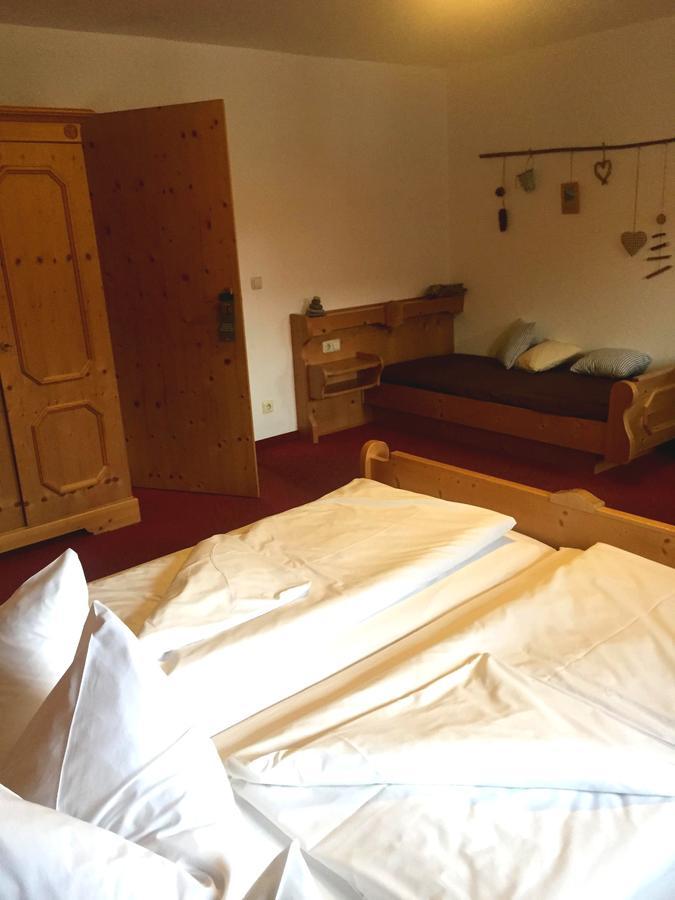 Landgasthof Kirchmayer Farchant Ngoại thất bức ảnh
